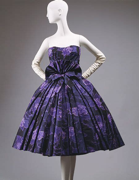 christian Dior eventail dress gown